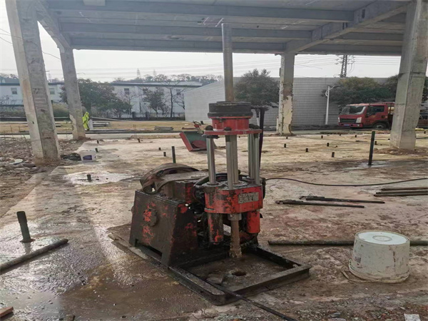 金湾袖阀管小导管注浆加固施工工艺